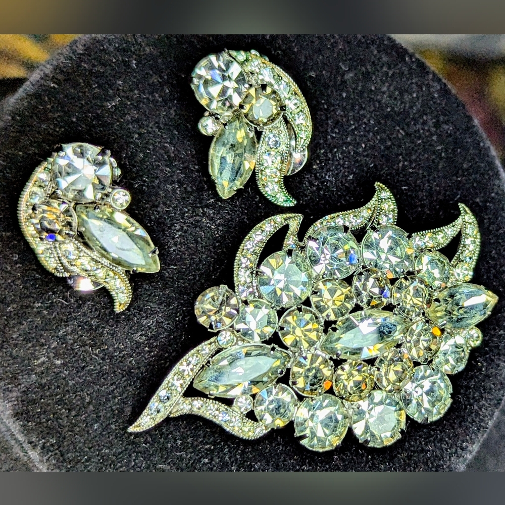 Vintage Signed Eisenberg Ice Clear and Grey Rhinestone Brooch and Earring Set